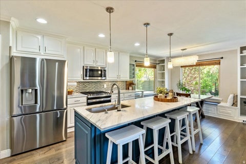 Tiny photo for 2187 E EAGLE CREST DR, Draper, UT 84020 (MLS # 2170433)