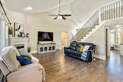 Tiny photo for 2187 E EAGLE CREST DR, Draper, UT 84020 (MLS # 2170433)