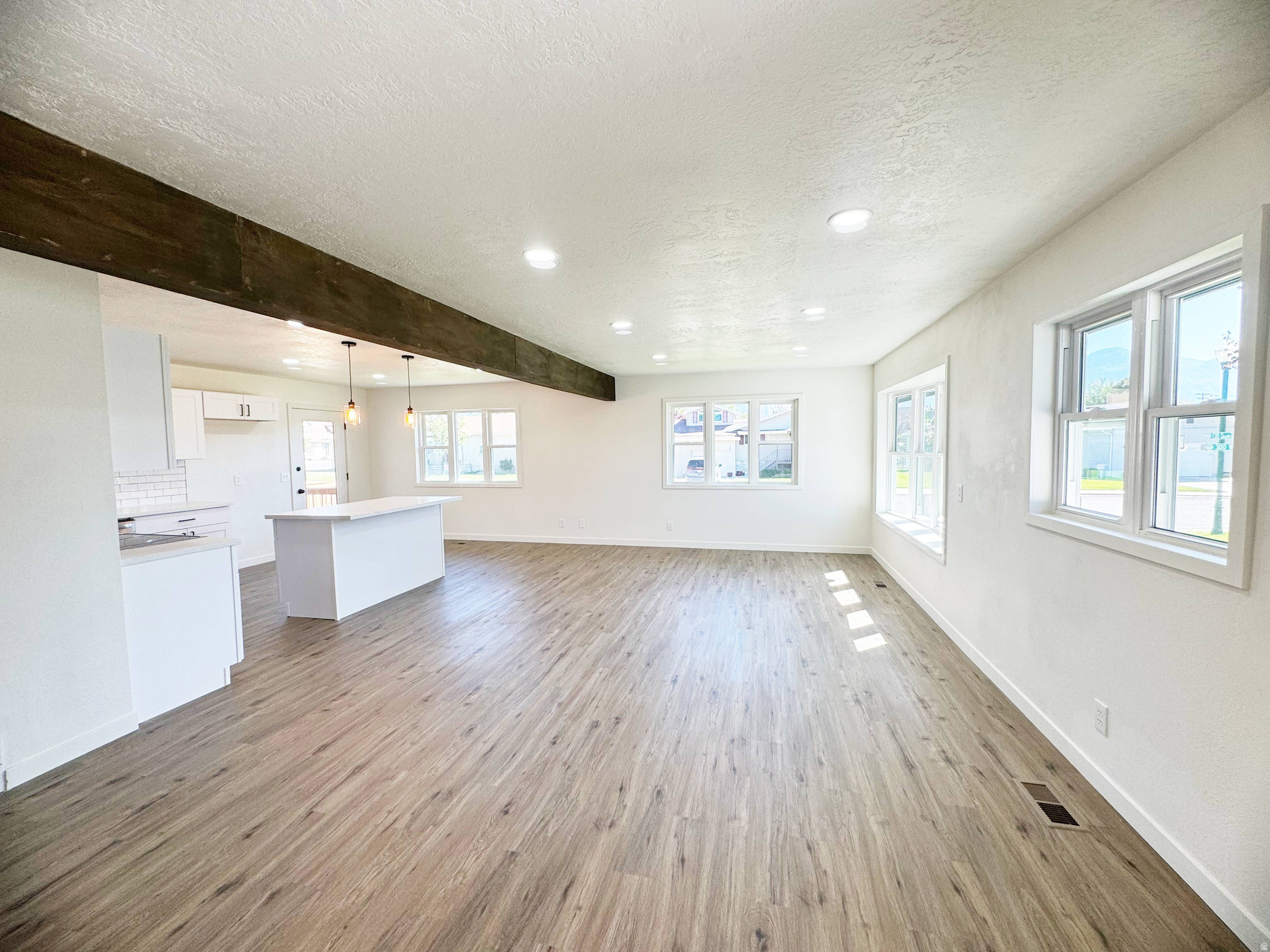 HARMONY DRIVE - Residential