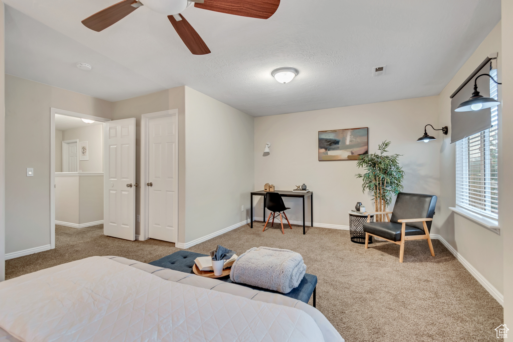 MONTGOMERY VILLA - Residential