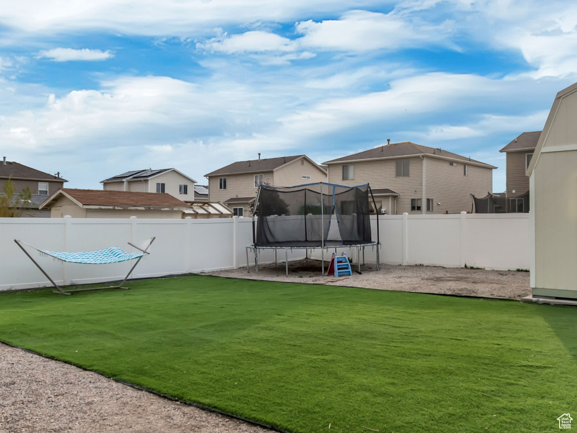 MONTGOMERY VILLA - Residential