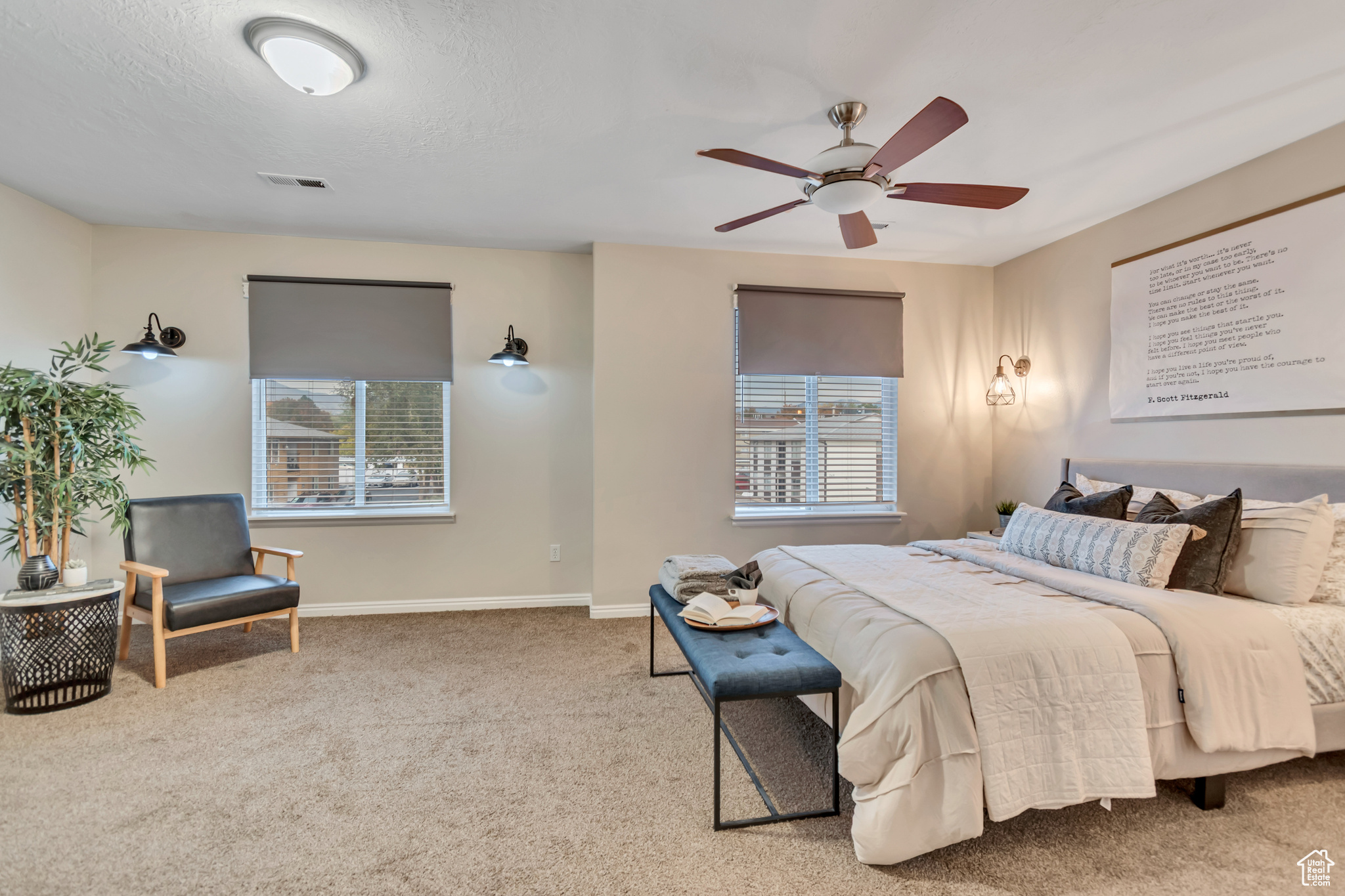 MONTGOMERY VILLA - Residential