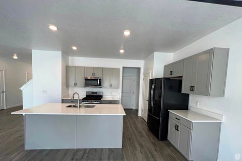 Tiny photo for 632 N SUGAR BEET DR, Lehi, UT 84043 (MLS # 2109787)