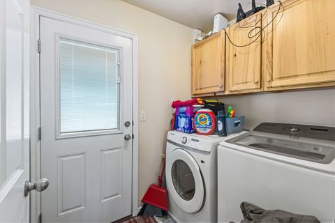 Tiny photo for 988 S 1760 W, Springville, UT 84663 (MLS # 2138331)