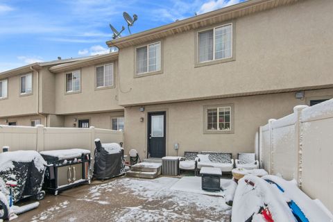 Tiny photo for 988 S 1760 W, Springville, UT 84663 (MLS # 2138331)