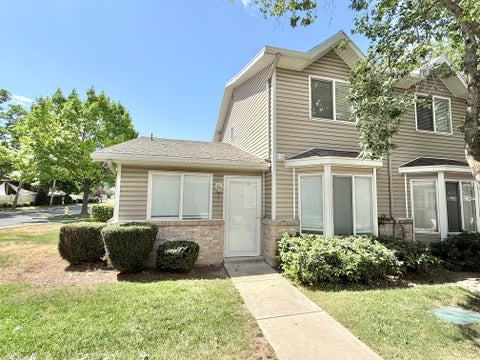Tiny photo for 6076 S LIBERTY OAKS CV #1, Murray, UT 84107 (MLS # 2168456)