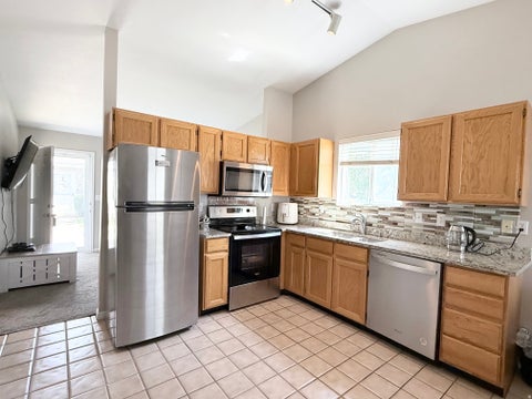 Tiny photo for 6076 S LIBERTY OAKS CV #1, Murray, UT 84107 (MLS # 2168456)