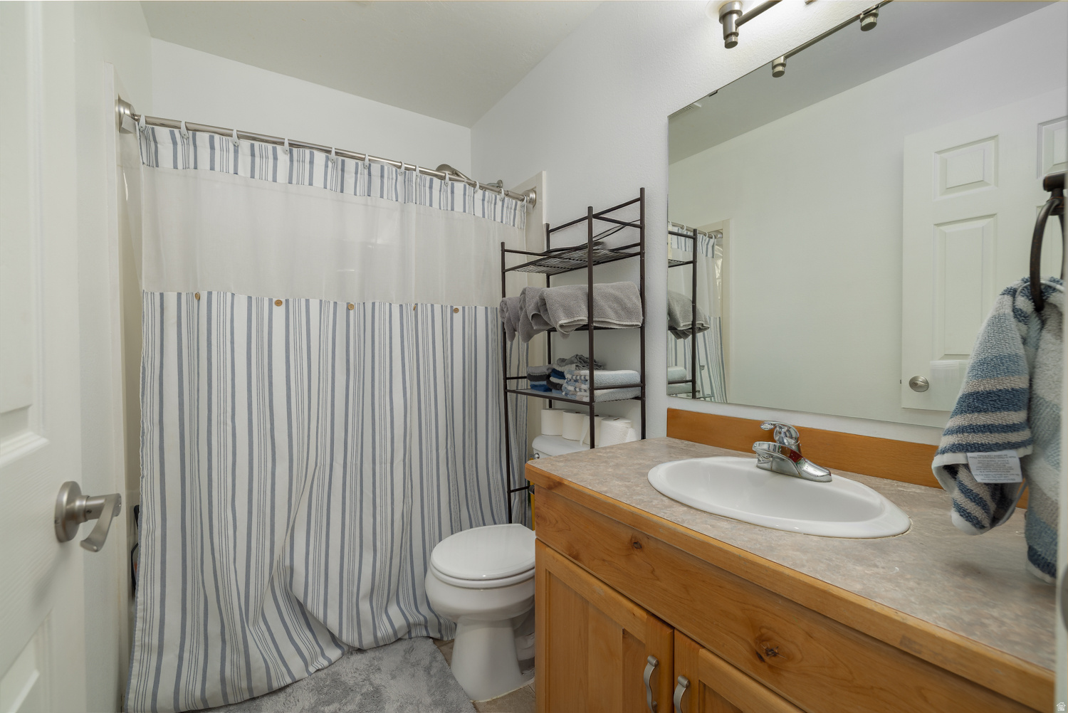 MEADOWBROOK PARK - Residential