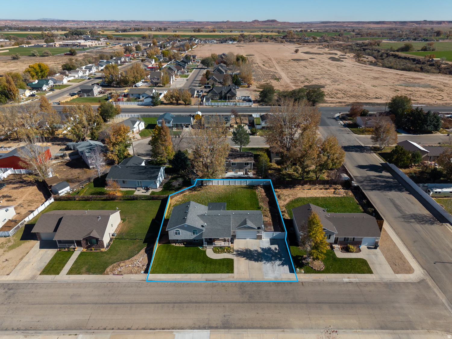 MEADOWBROOK PARK - Residential