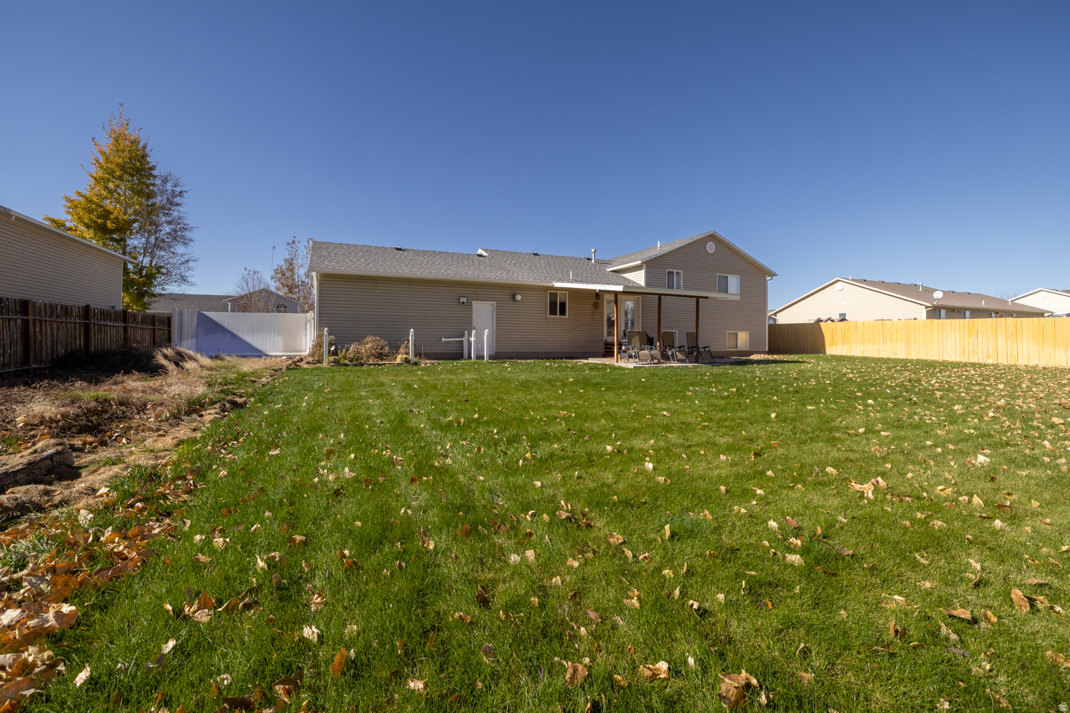 MEADOWBROOK PARK - Residential