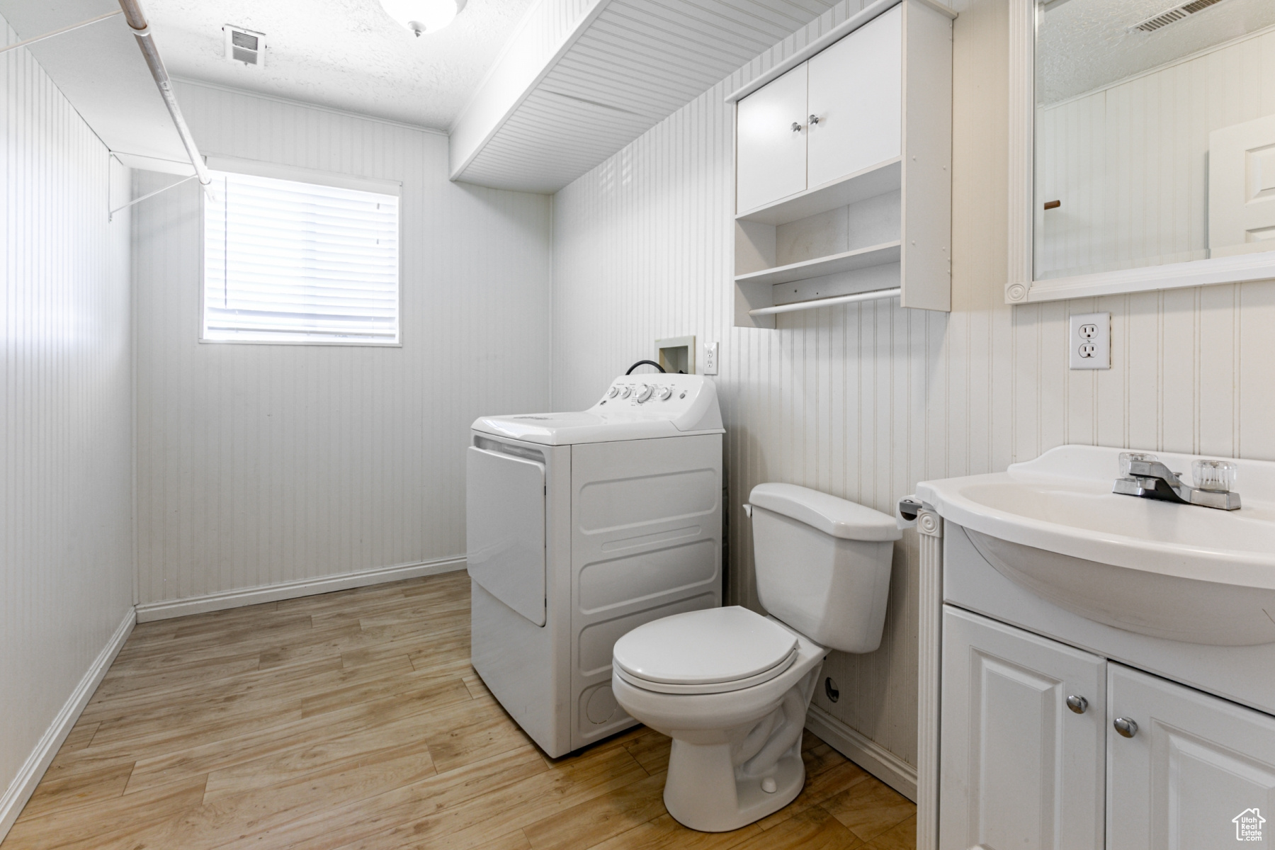 MOUNTAIN MEADOWS - Residential