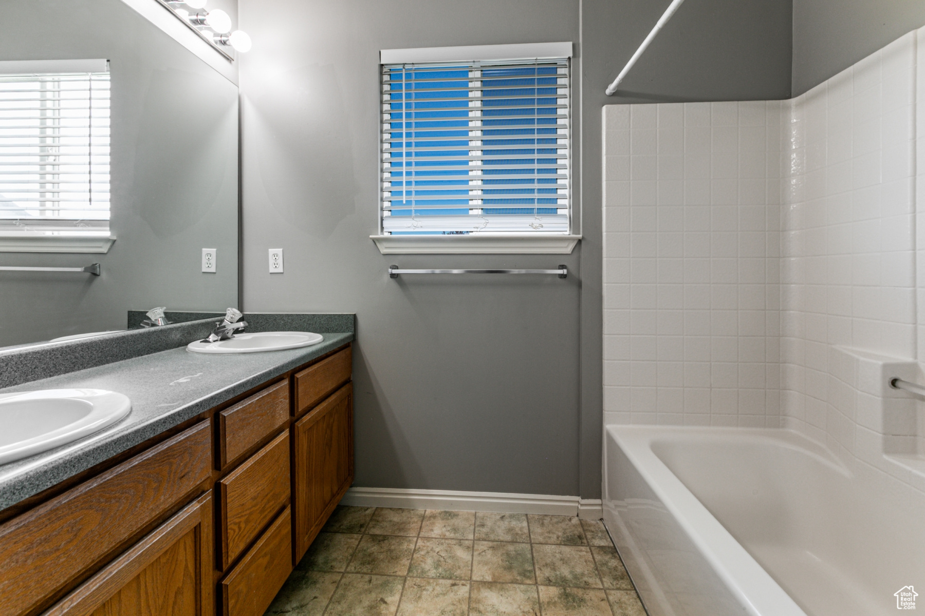 MOUNTAIN MEADOWS - Residential