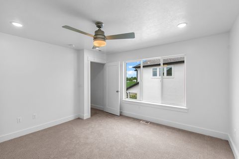 Tiny photo for 635 N 550 W, Smithfield, UT 84335 (MLS # 2140633)