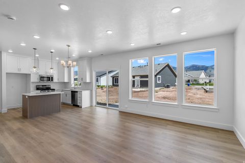 Tiny photo for 635 N 550 W, Smithfield, UT 84335 (MLS # 2140633)