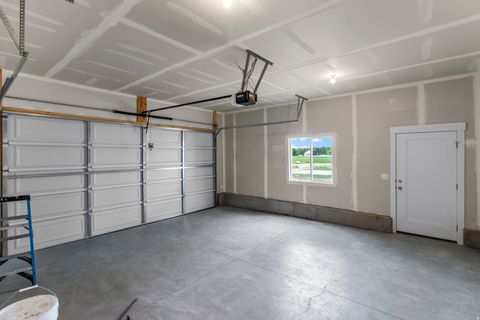 Tiny photo for 635 N 550 W, Smithfield, UT 84335 (MLS # 2140633)