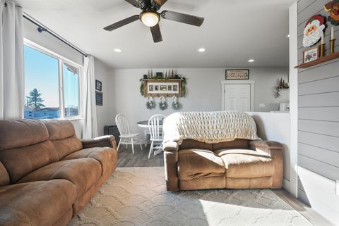 Tiny photo for 648 W 2200 N, Clinton, UT 84015 (MLS # 2127334)