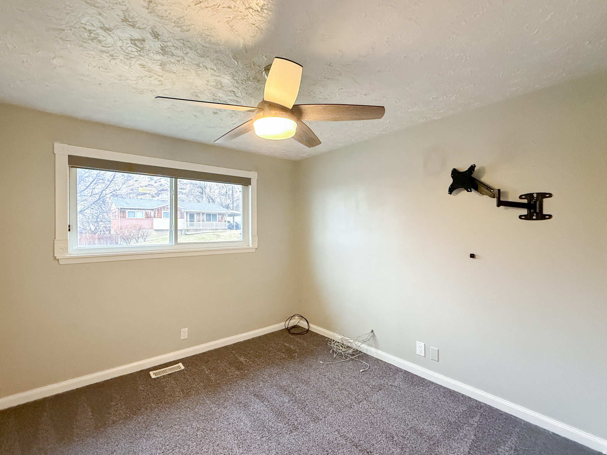 SUNCREST PARK NO 2 - Residential