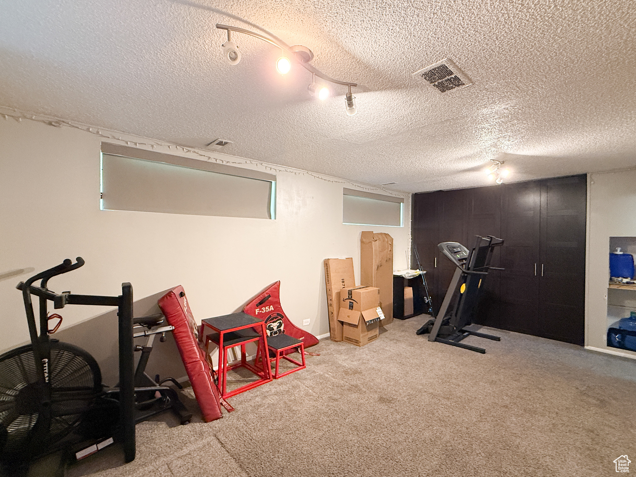 SUNCREST PARK NO 2 - Residential