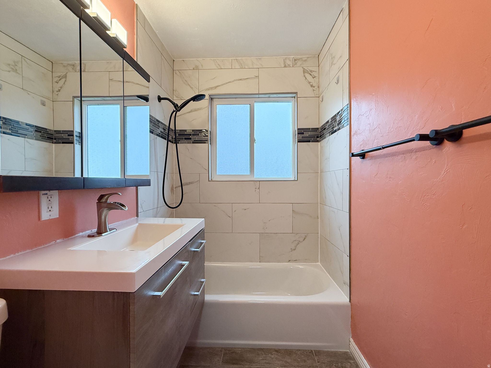 SUNCREST PARK NO 2 - Residential