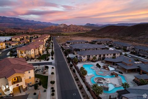 Tiny photo for 328 N 2020 W, Hurricane, UT 84737 (MLS # 2108605)