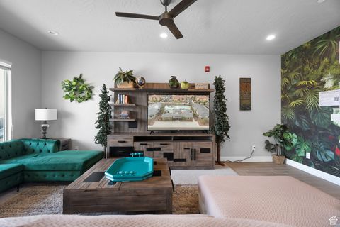 Tiny photo for 328 N 2020 W, Hurricane, UT 84737 (MLS # 2108605)