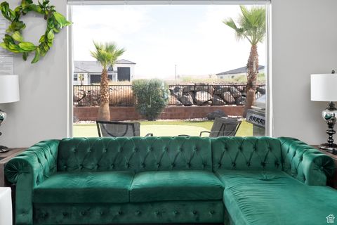 Tiny photo for 328 N 2020 W, Hurricane, UT 84737 (MLS # 2108605)