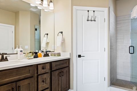 Tiny photo for 328 N 2020 W, Hurricane, UT 84737 (MLS # 2108605)