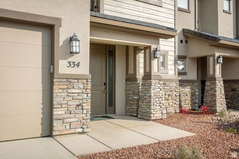 Tiny photo for 328 N 2020 W, Hurricane, UT 84737 (MLS # 2108605)