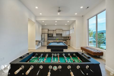 Tiny photo for 328 N 2020 W, Hurricane, UT 84737 (MLS # 2108605)