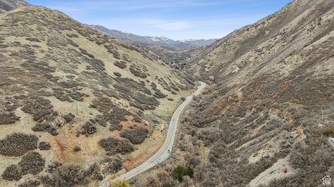 Tiny photo for 875 S DONNER WAY 1506 WAY #1506, Salt Lake City, UT 84108 (MLS # 2075085)