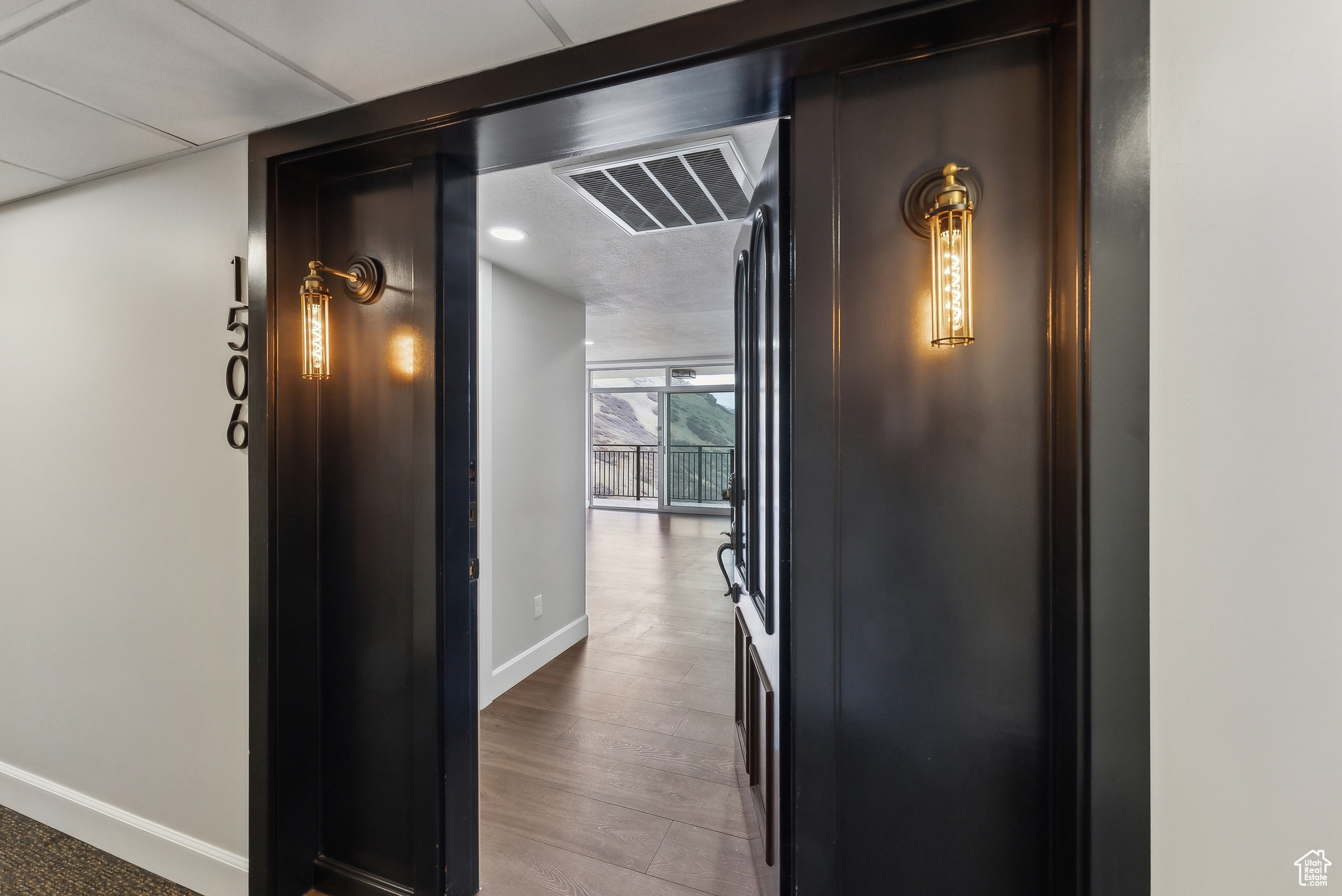 CANYON CREST - Residential