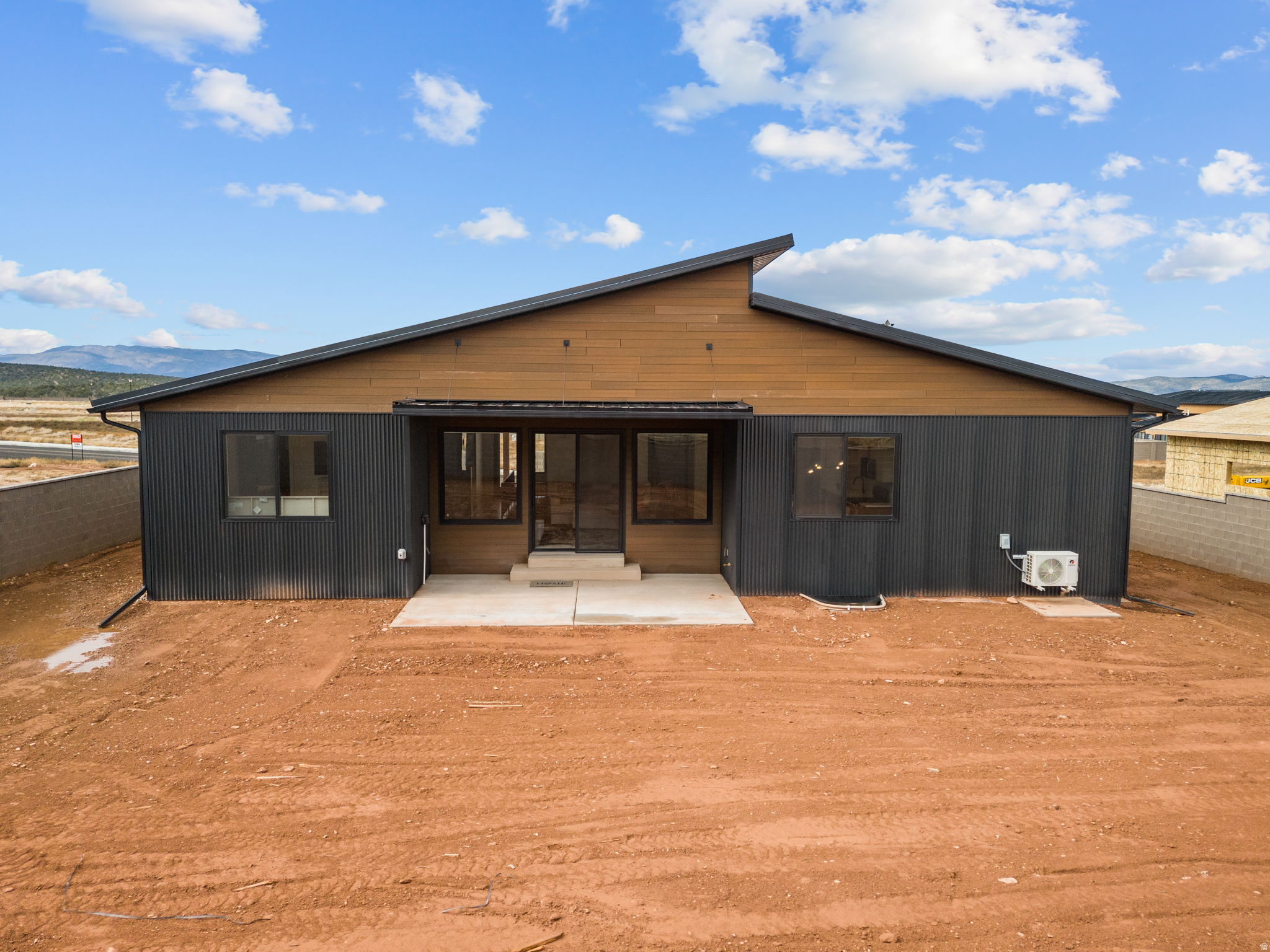 TRAILS AT SHURTZ CANYON - Residential