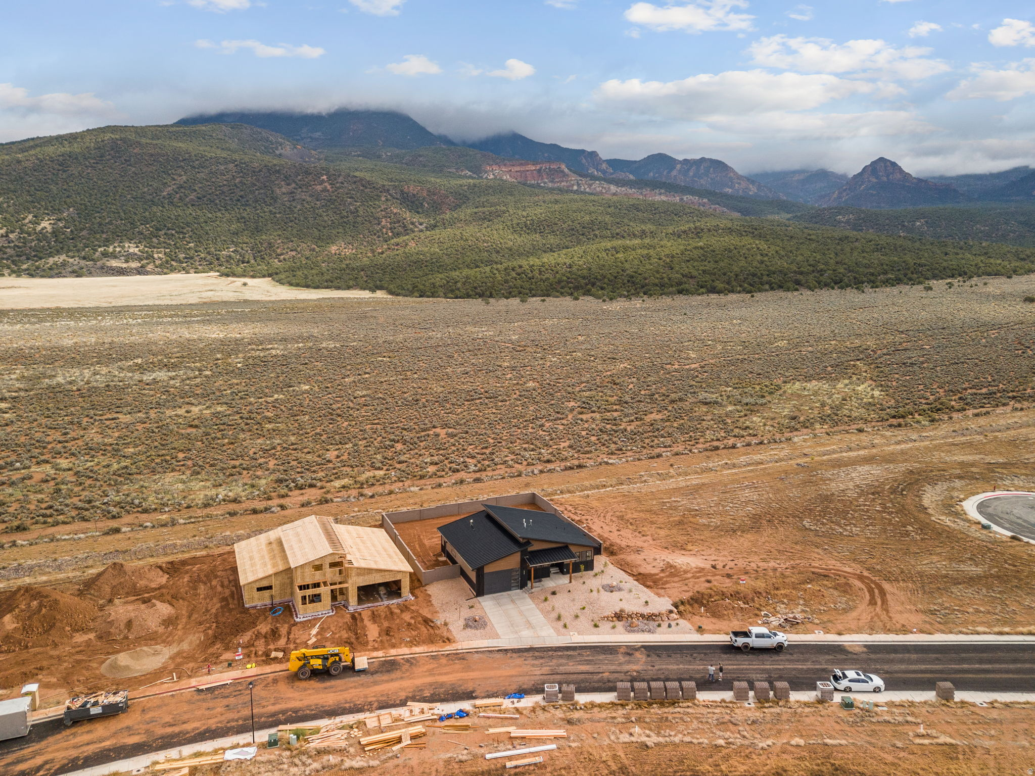 TRAILS AT SHURTZ CANYON - Residential