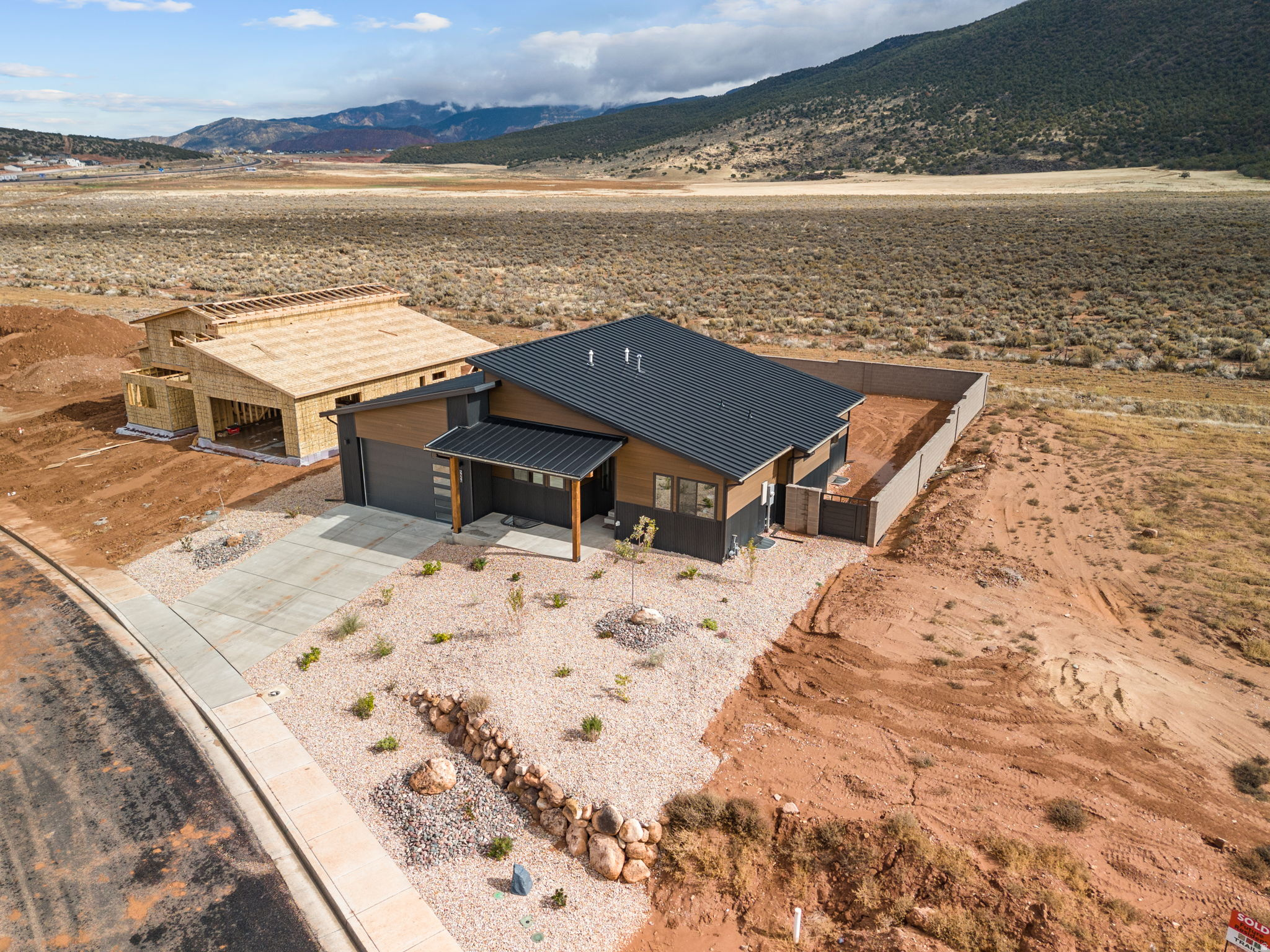 TRAILS AT SHURTZ CANYON - Residential