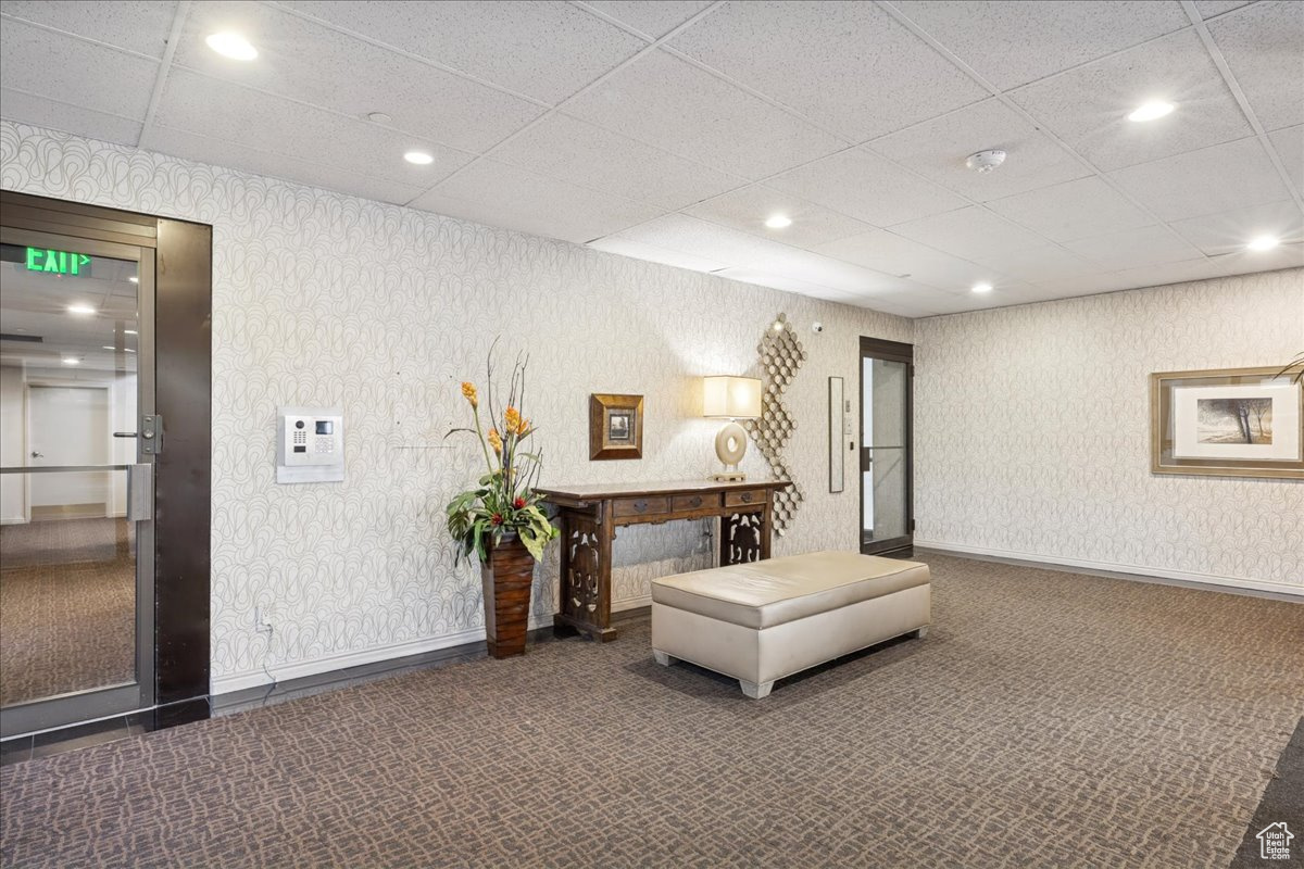 GOVENOR'S PLAZA - Residential