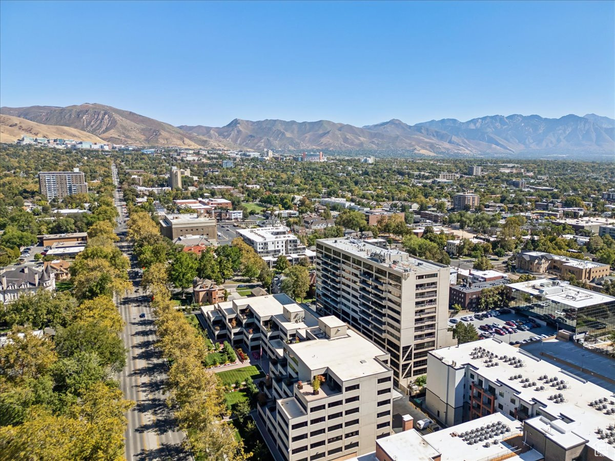GOVENOR'S PLAZA - Residential