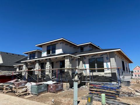 Tiny photo for 756 W SARA DR, Saratoga Springs, UT 84045 (MLS # 2145853)