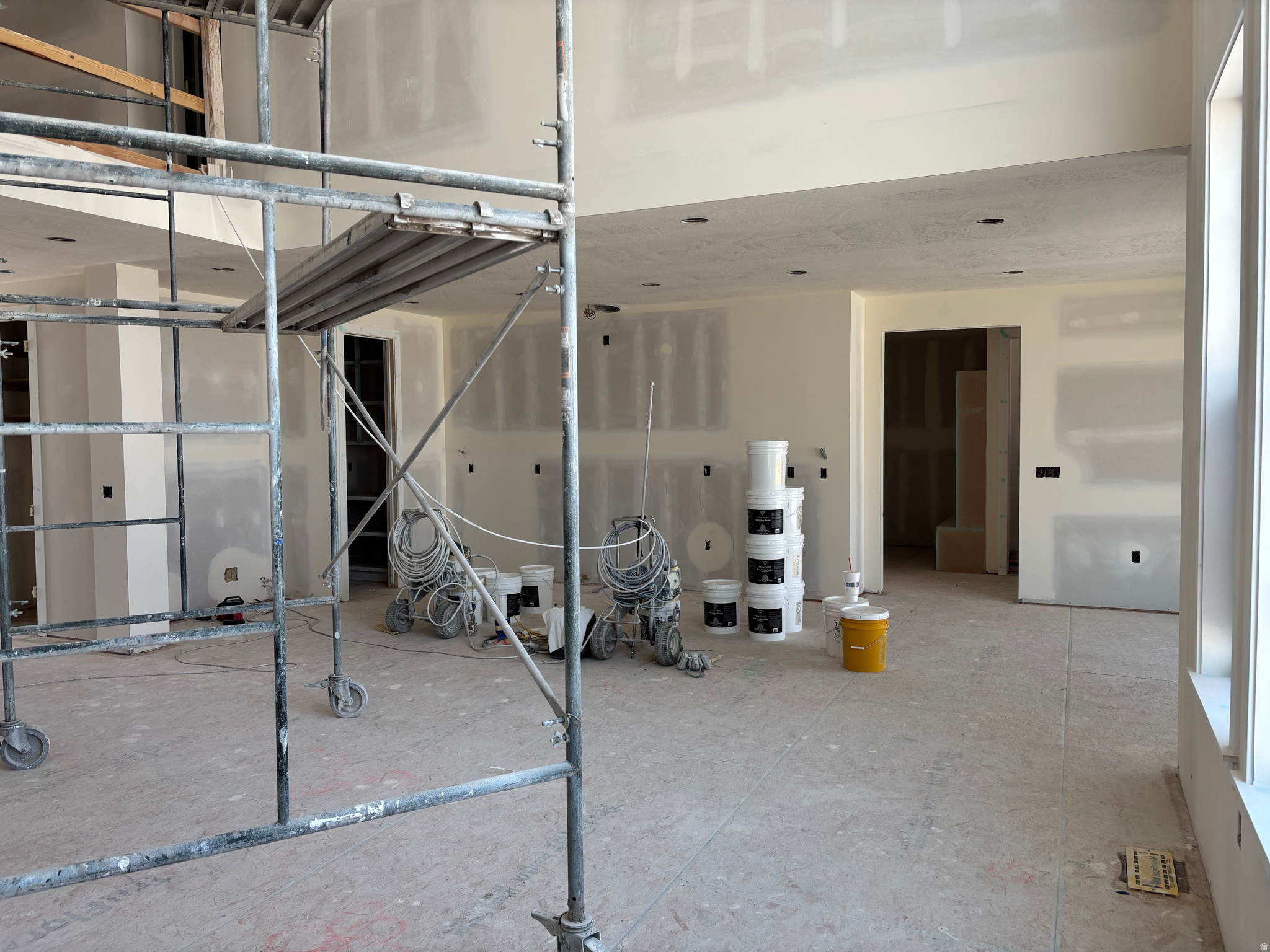 BEACON POINTE - Residential