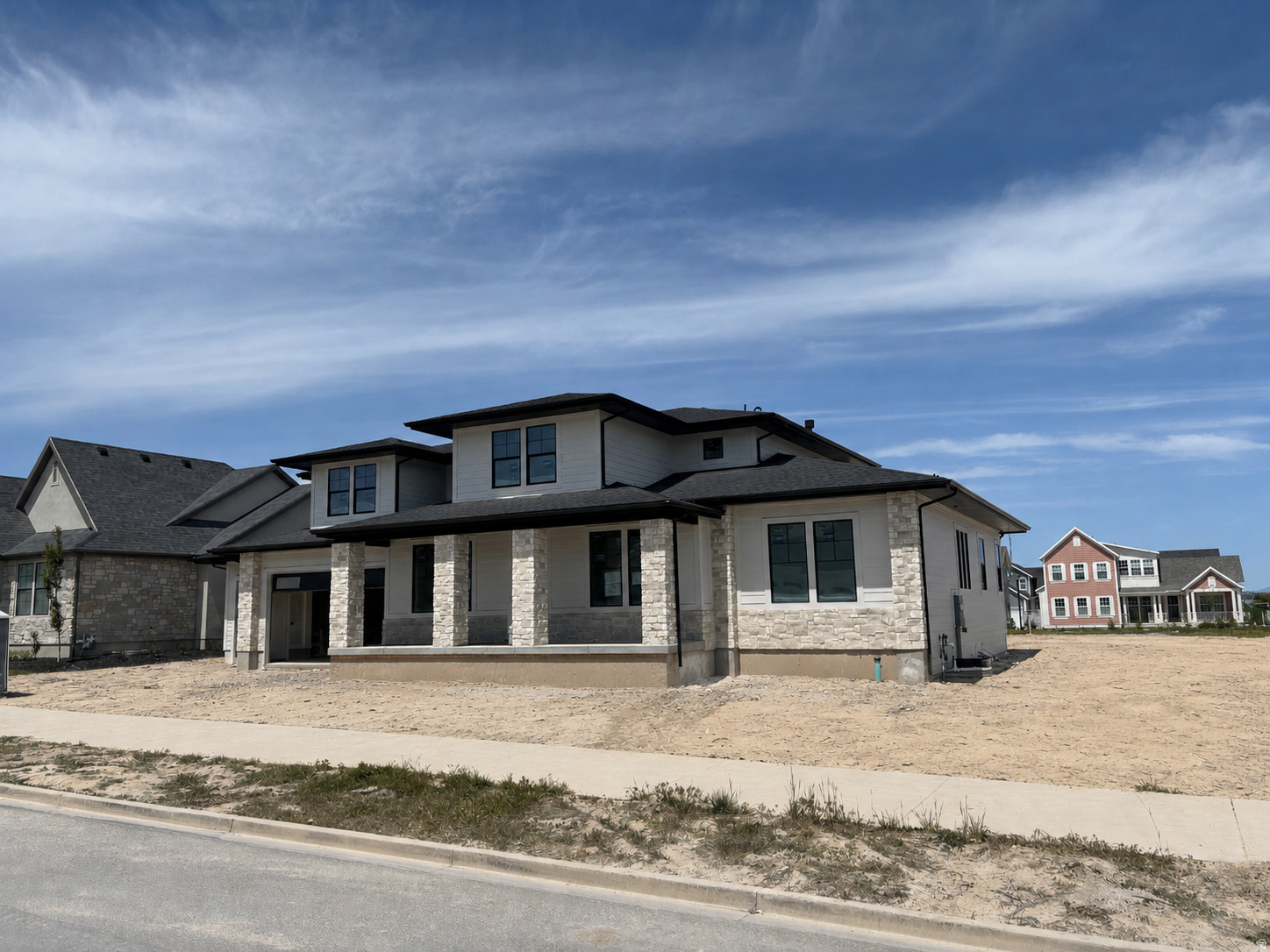 BEACON POINTE - Residential