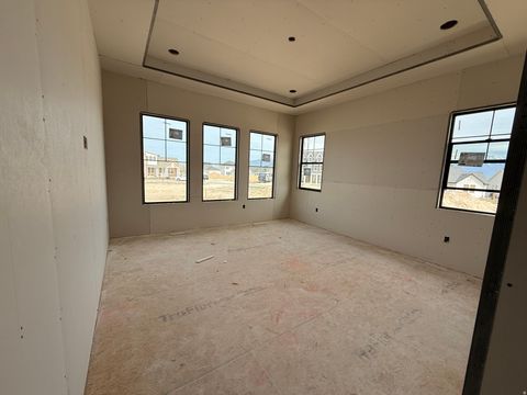 Tiny photo for 756 W SARA DR, Saratoga Springs, UT 84045 (MLS # 2145853)