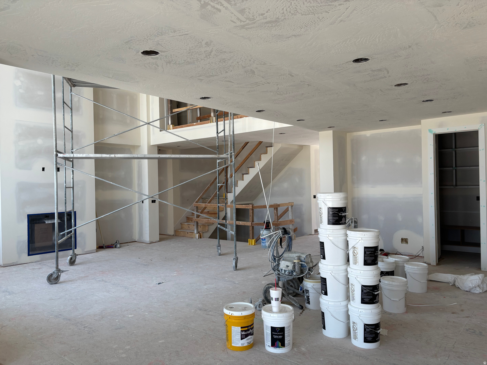 BEACON POINTE - Residential