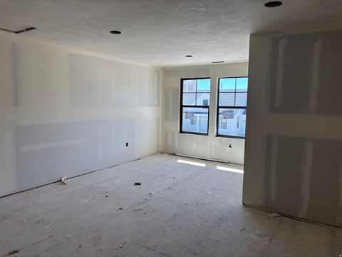 Tiny photo for 756 W SARA DR, Saratoga Springs, UT 84045 (MLS # 2145853)