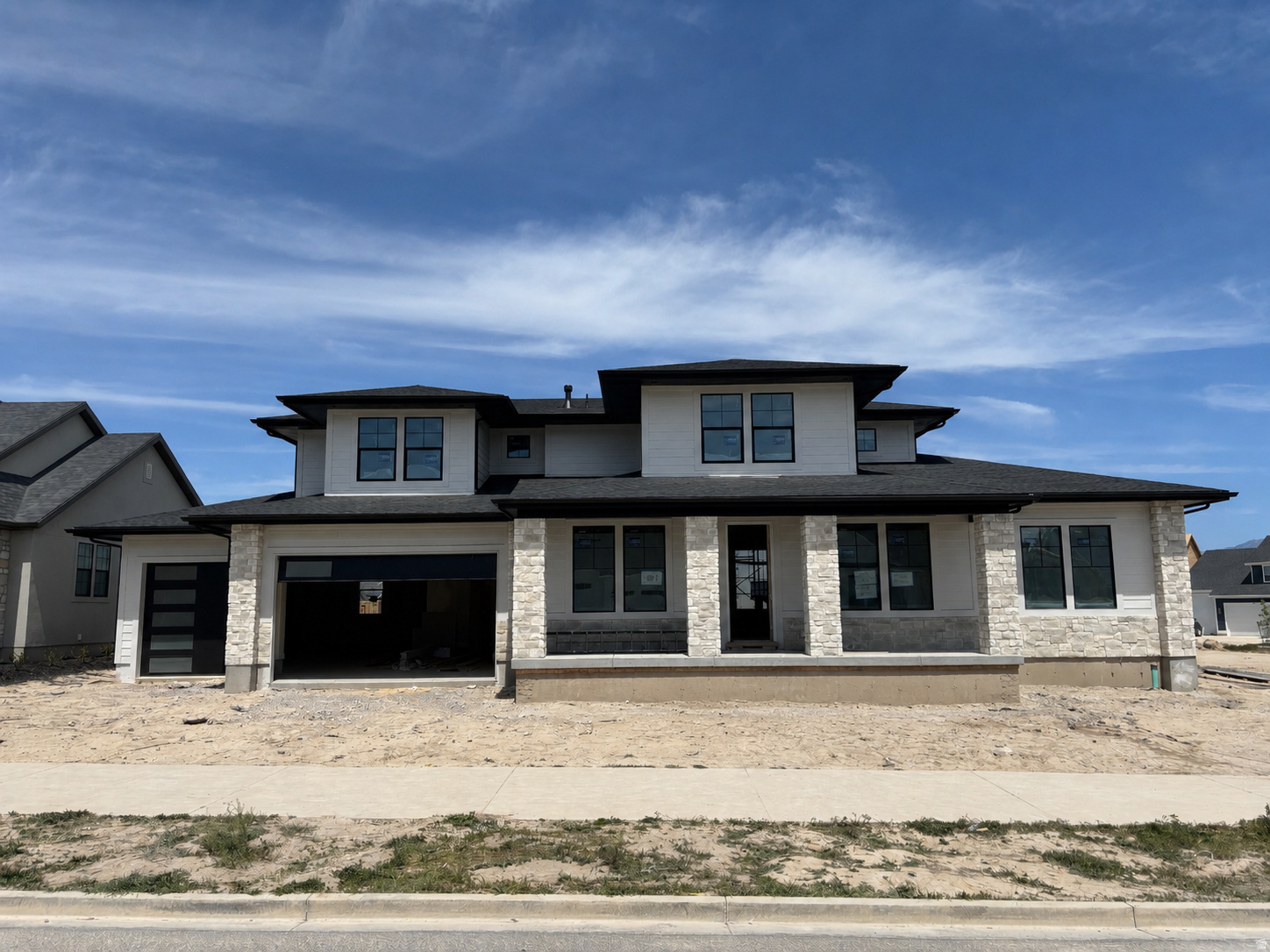 BEACON POINTE - Residential