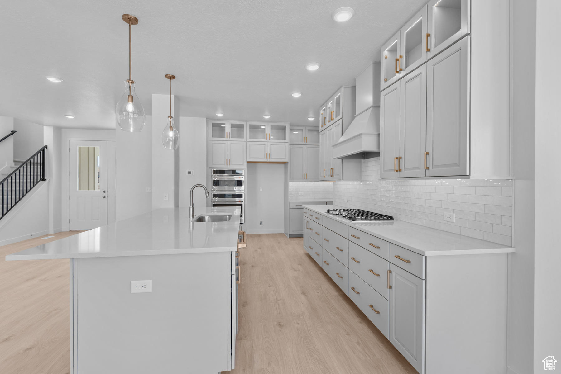 1032 W Hackberry St, Saratoga Springs, Utah image 4