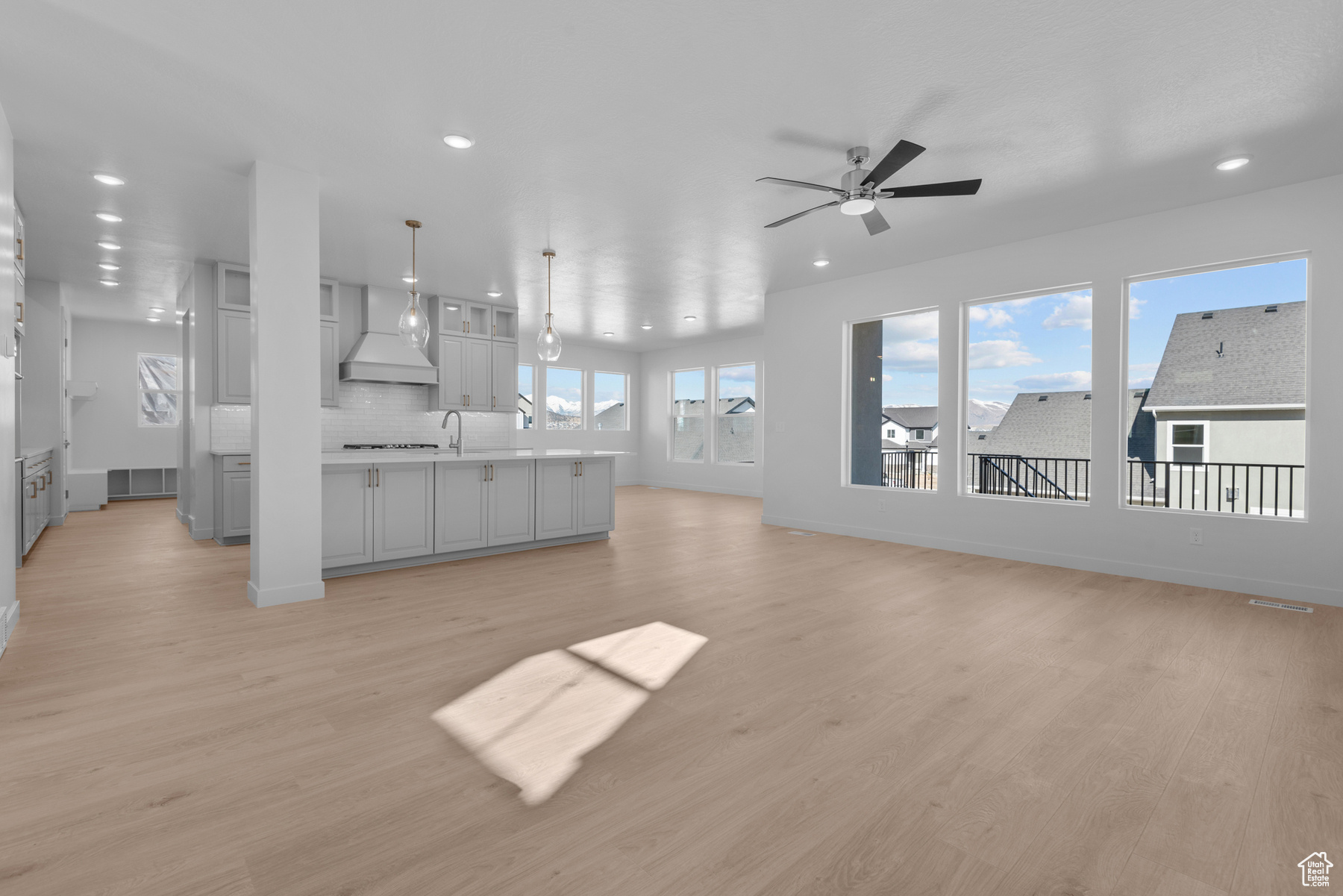 1032 W Hackberry St, Saratoga Springs, Utah image 1