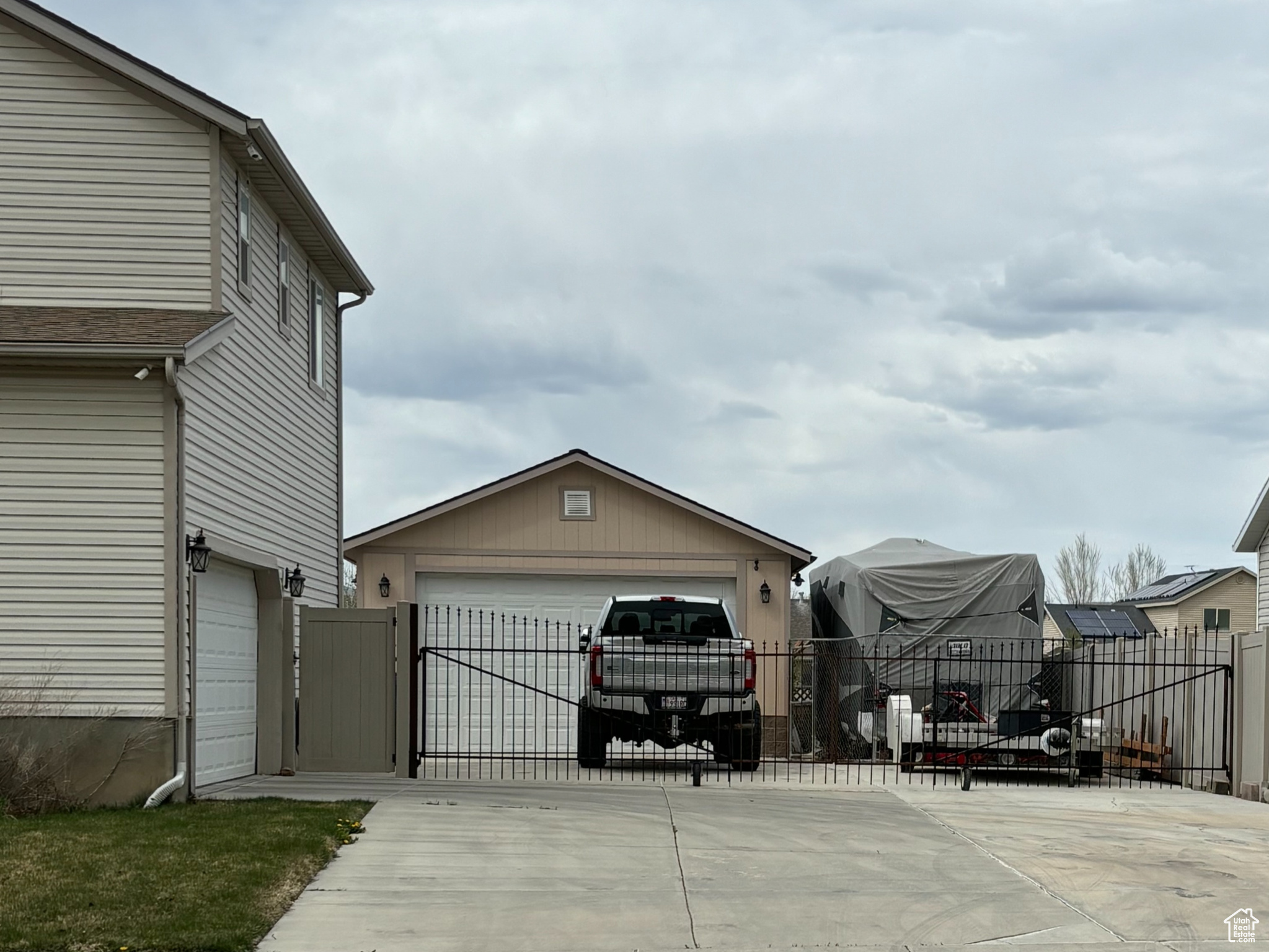 CEDAR TRAIL VILLAGE - Residential