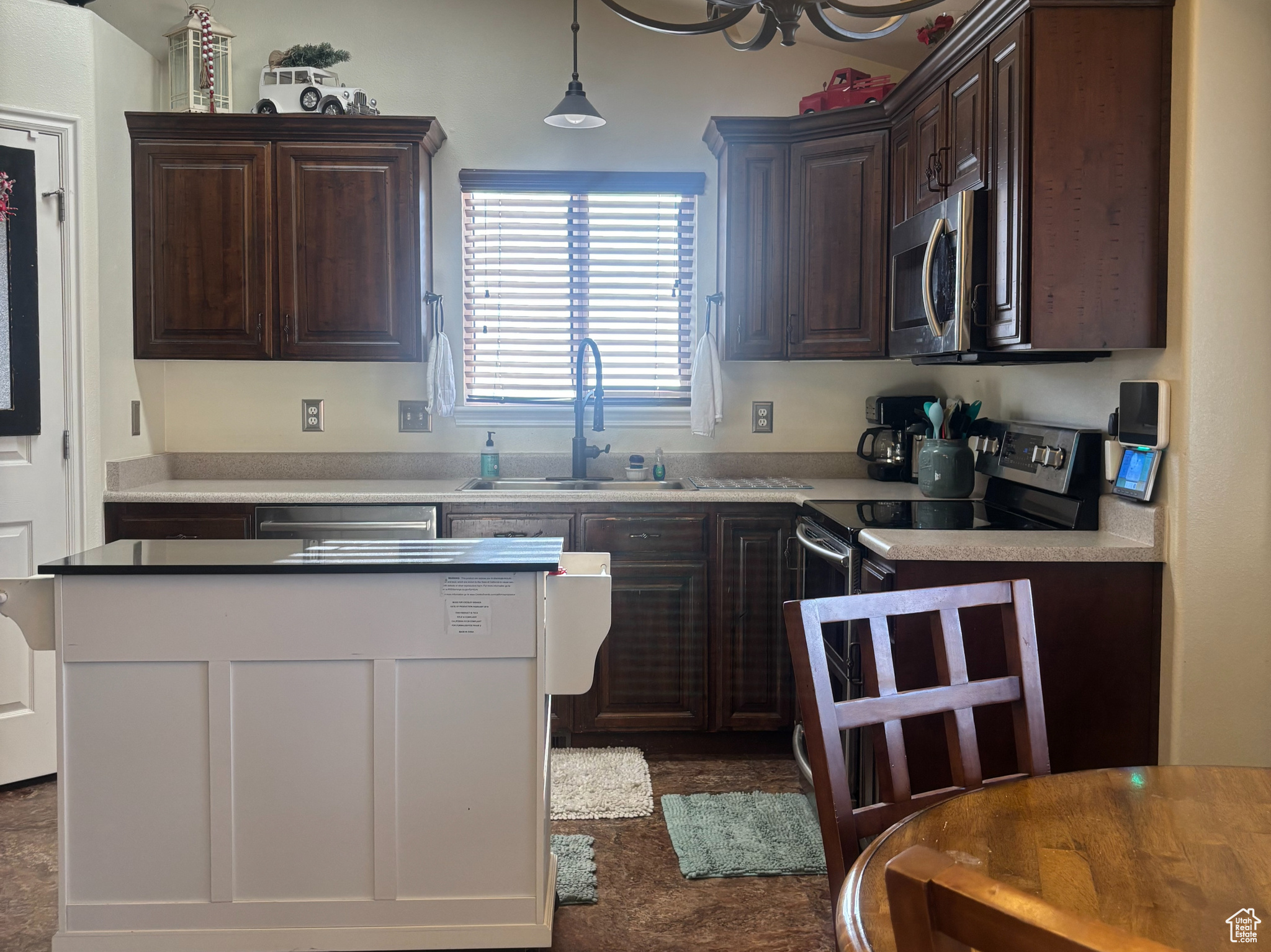 CEDAR TRAIL VILLAGE - Residential