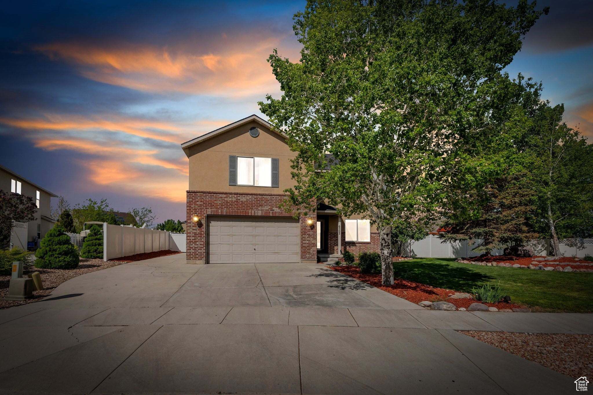 6502 W Dirassy Dr, Herriman, Utah image 1