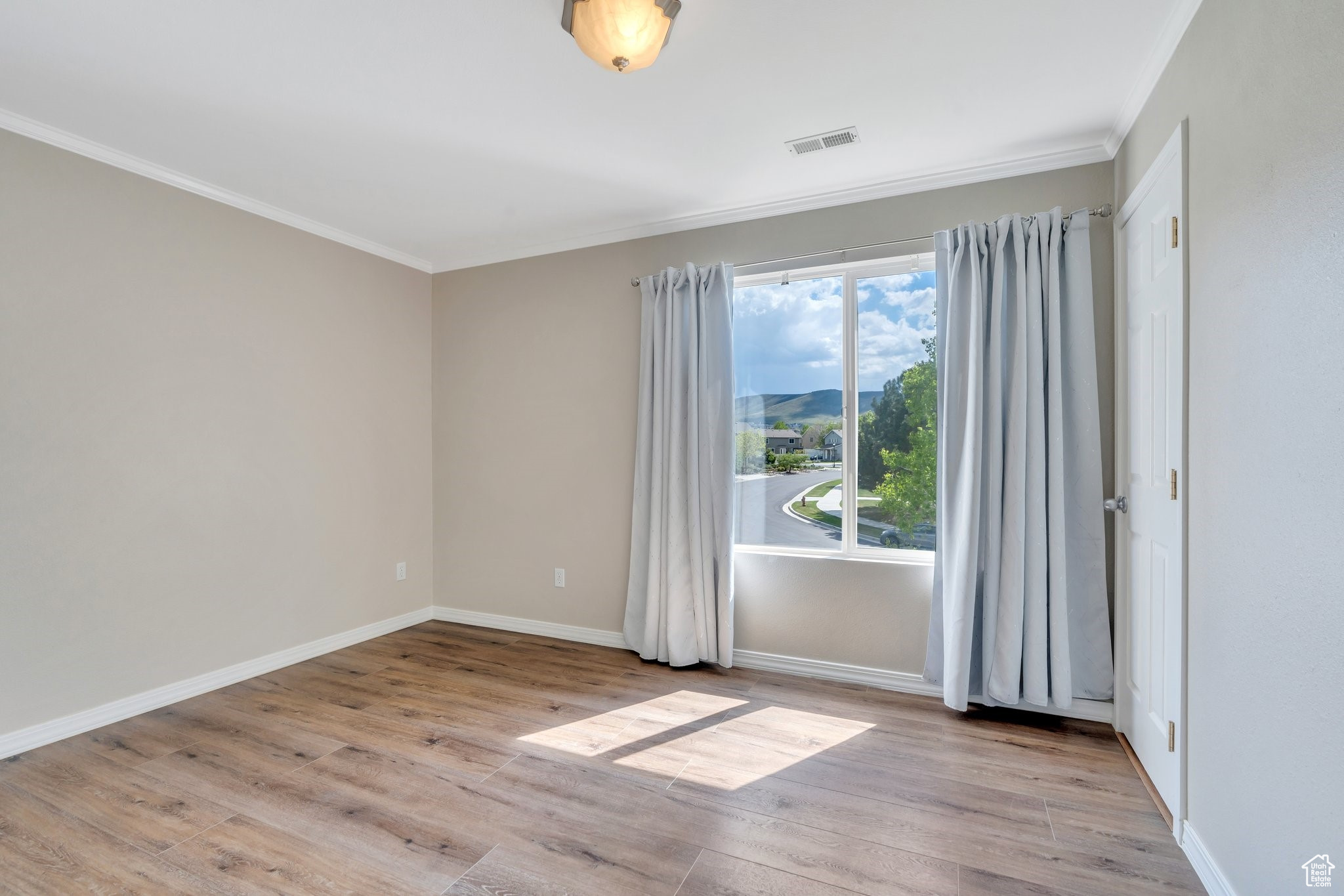 6502 W Dirassy Dr, Herriman, Utah image 21