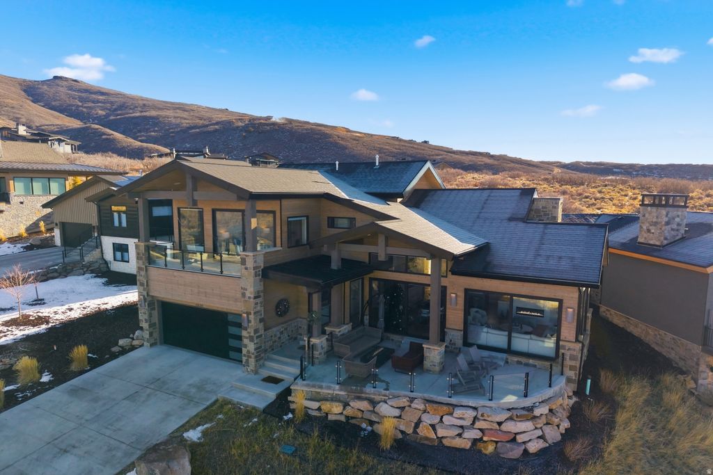 Photo of 11522 N WHITE TAIL CT, Heber City, UT 84032 (MLS # 2146499)
